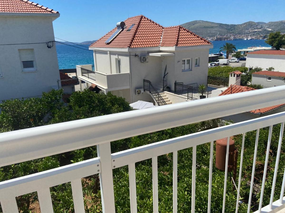 Apartamento House Mare Trogir Exterior foto