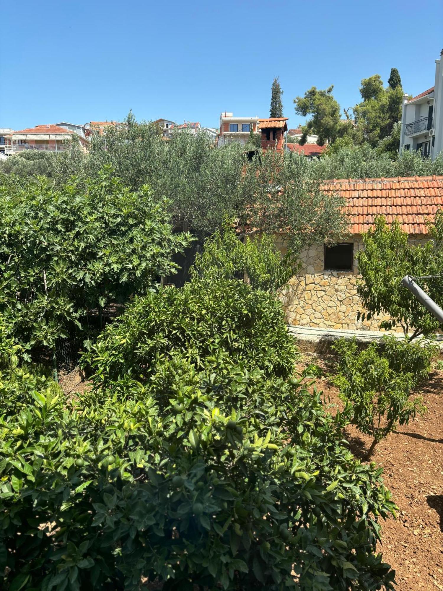 Apartamento House Mare Trogir Exterior foto