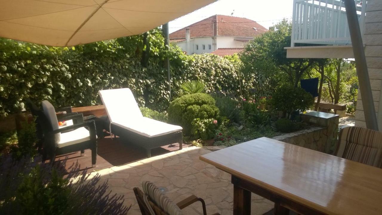 Apartamento House Mare Trogir Exterior foto