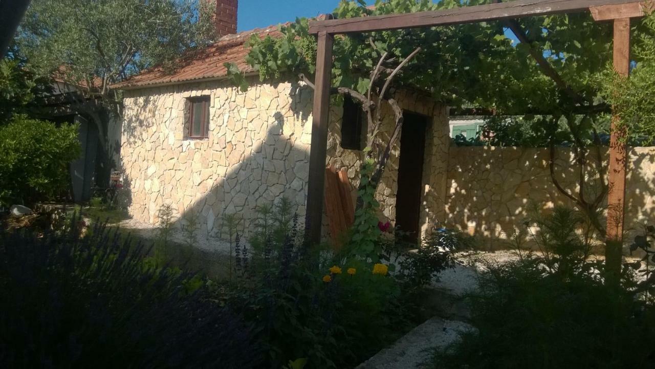 Apartamento House Mare Trogir Exterior foto